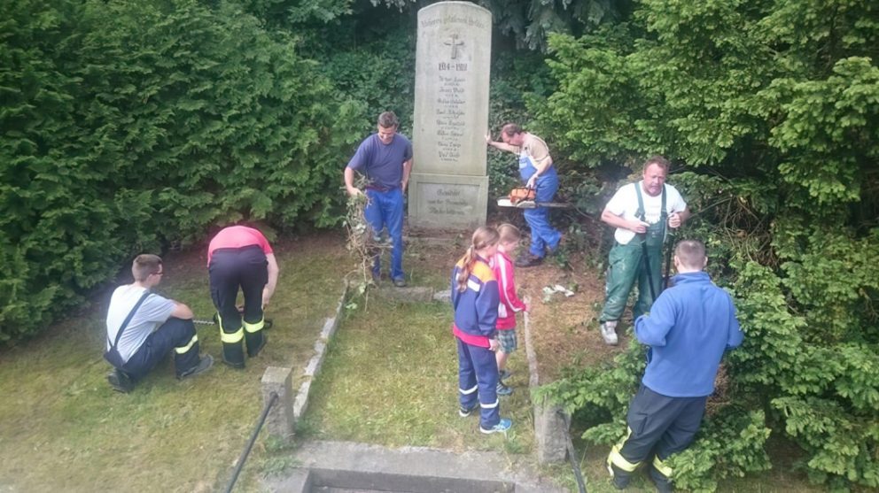 48h-Aktion am Kriegerdenkmal