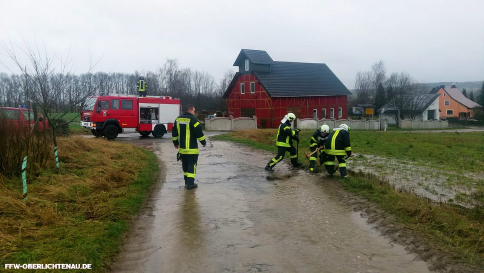 Kontrollfahrt wegen Hochwasser #17,18-16