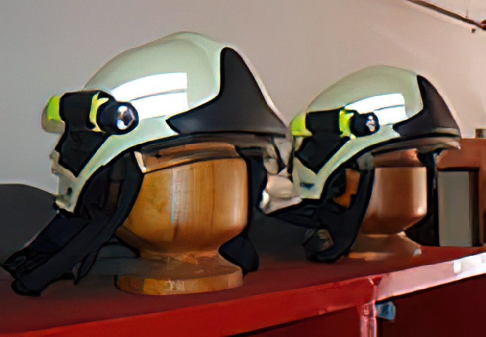 Neue Helme für Alle!